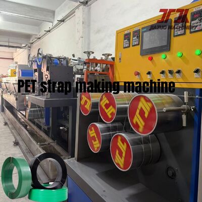 Máquina automática de fabricação de tiras de PET com capacidade de 220-250 kg / h Largura da tira de 9-32 mm Usando 100% de material de flocos de garrafas de PET recicladas