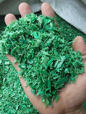 Correia material reciclada 100% do ANIMAL DE ESTIMAÇÃO dos flocos da garrafa que faz a largura 9-32mm da máquina