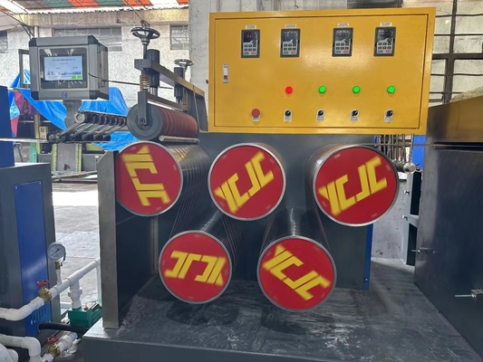 Os PP prendem com correias a fatura a máquina 0.4-1.2mm da espessura para processar PP que o controle totalmente automático PP do PLC une a linha de produção