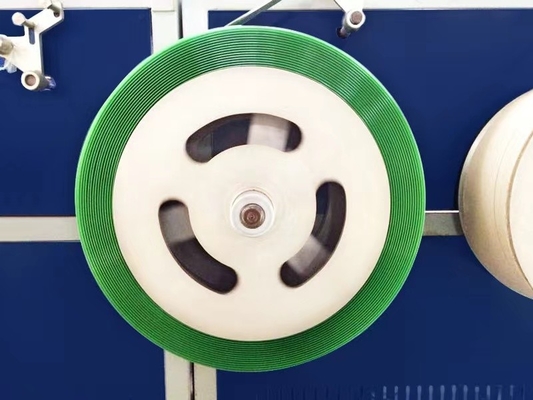 Clip de cinturão de fixação de paletes em relevo verde / bloqueio de fusão a quente