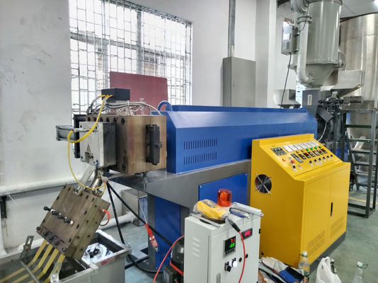 Equipamento de produção de cintos de aço de plástico de PP